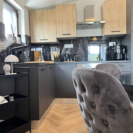 Apartmani Stanic Seget Vranjica Esterno foto