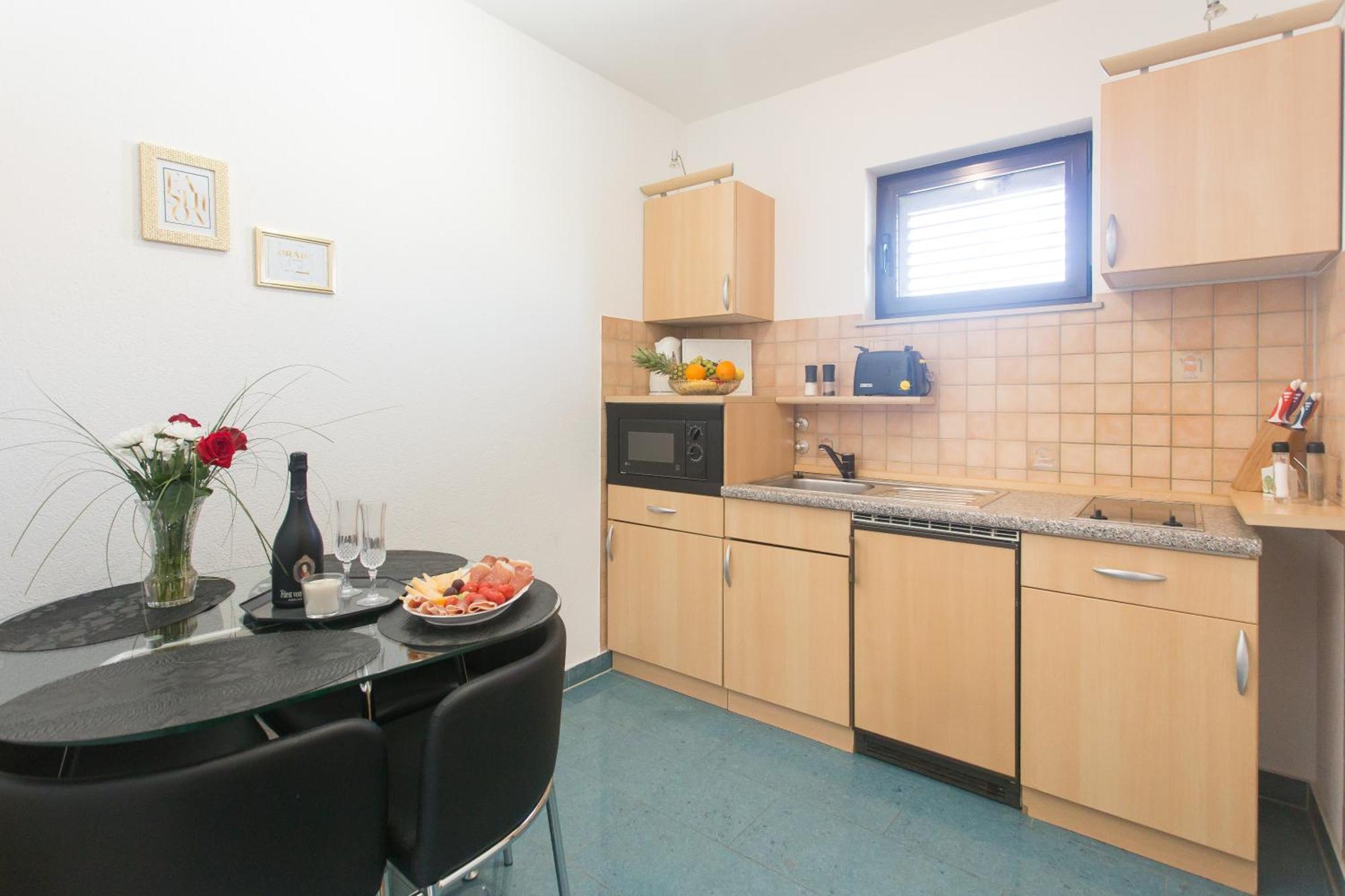 Apartmani Stanic Seget Vranjica Camera foto