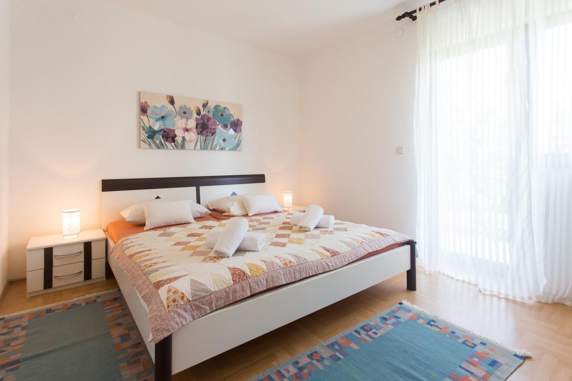 Apartmani Stanic Seget Vranjica Camera foto