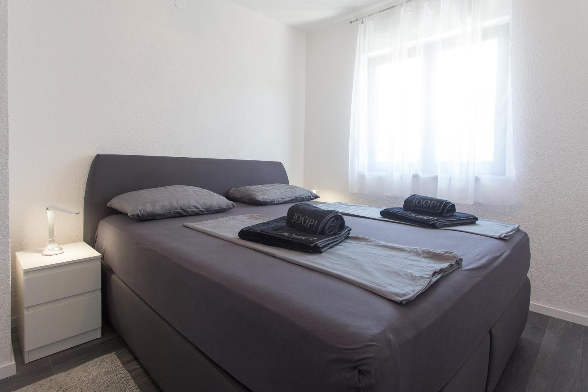 Apartmani Stanic Seget Vranjica Camera foto