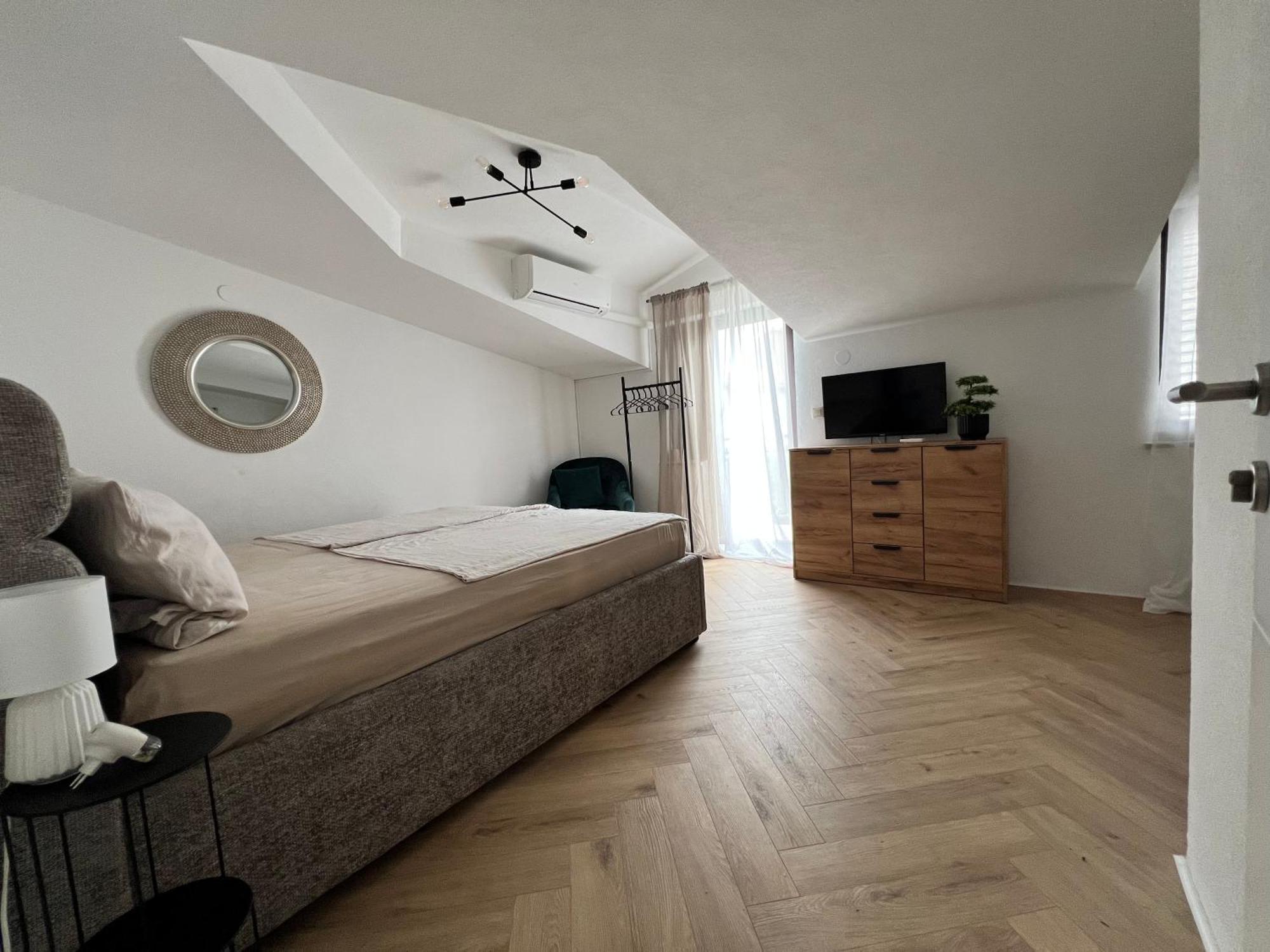 Apartmani Stanic Seget Vranjica Esterno foto
